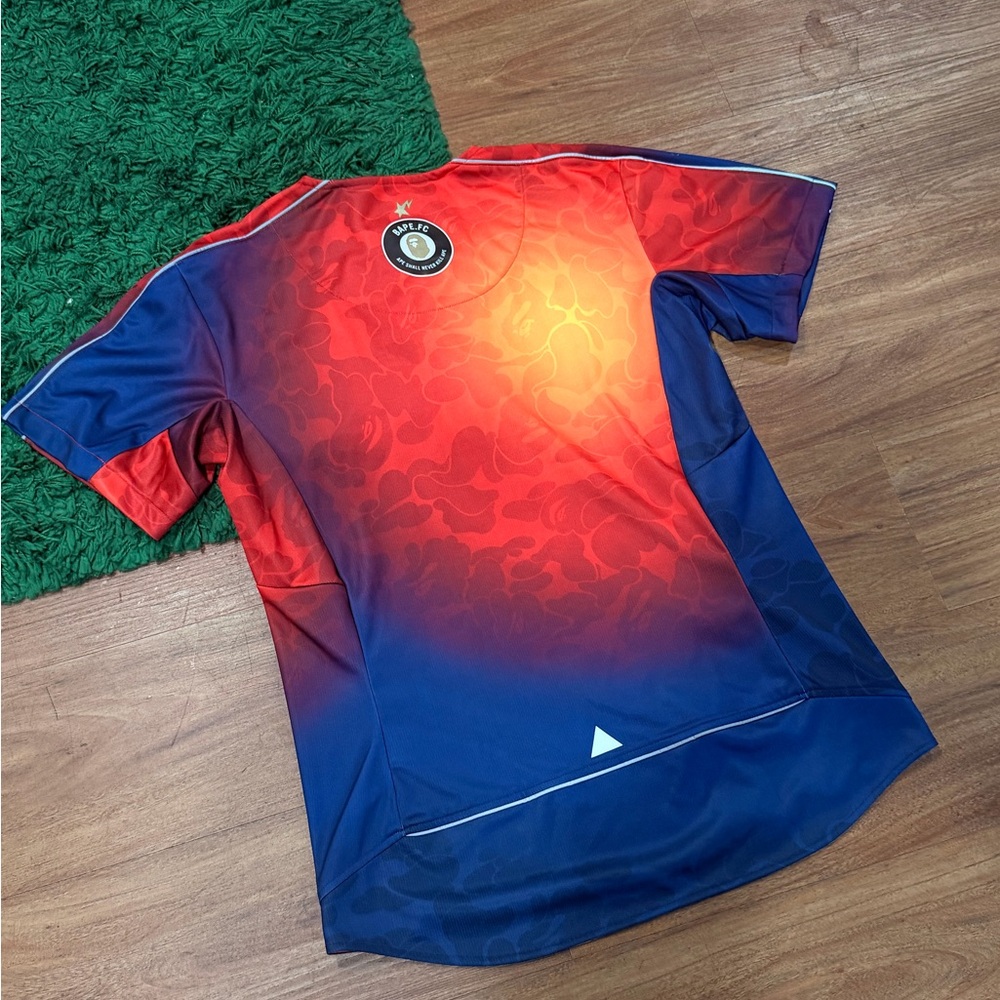 BAPE x PUMA BAPE FC Soccer Jersey – Red / Navy Camo – Large – PreOwned - Picture 2 of 3